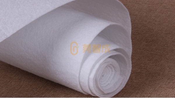 無紡布是什么材料做成的