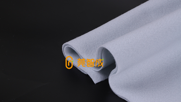 口罩針棉-肉眼可見的針孔，透氣性更好