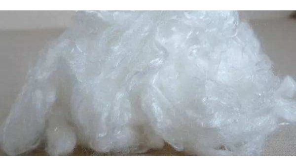 以雄厚實力、文化自信構建中國紡織新未來