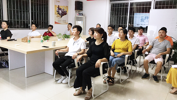 無膠棉廠家讀書會-因堅持而格外美好