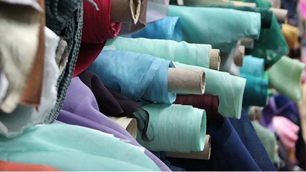 原油點了一把“火”，部分聚酯廠家滌絲產銷高達500%！