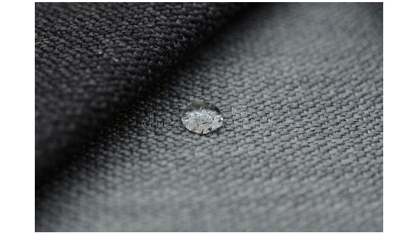 激光打印技術可在幾分鐘內生產出防水電子紡織品