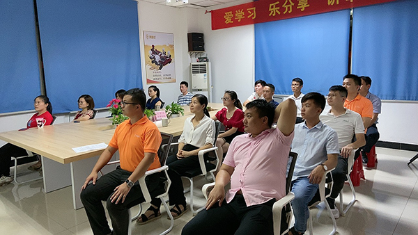 讀書，需要熱愛與堅持-寵物飲水機濾芯廠家